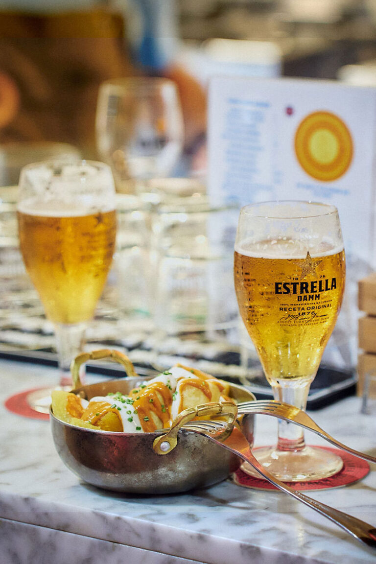 Tomar algo en Santa Catalina, Palma, en la Vermoutique